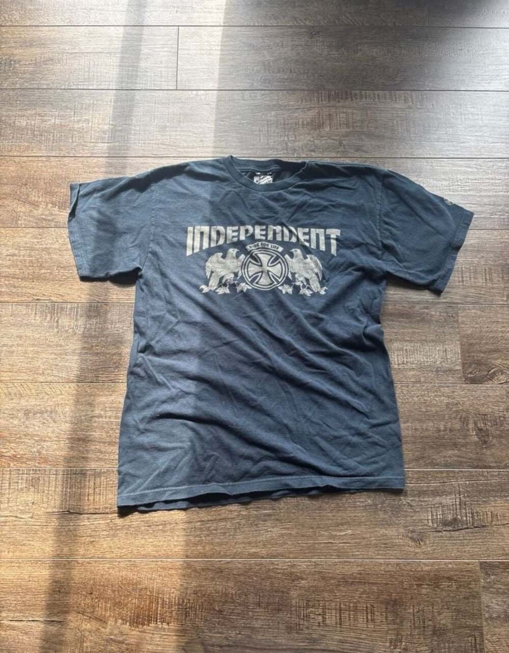 Independent trucks vintage tee made in USA M